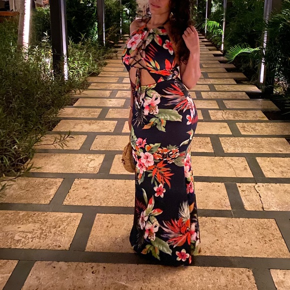 Backless maxi dresses for women summer stretchy and tropical print - Picture 4 of 5